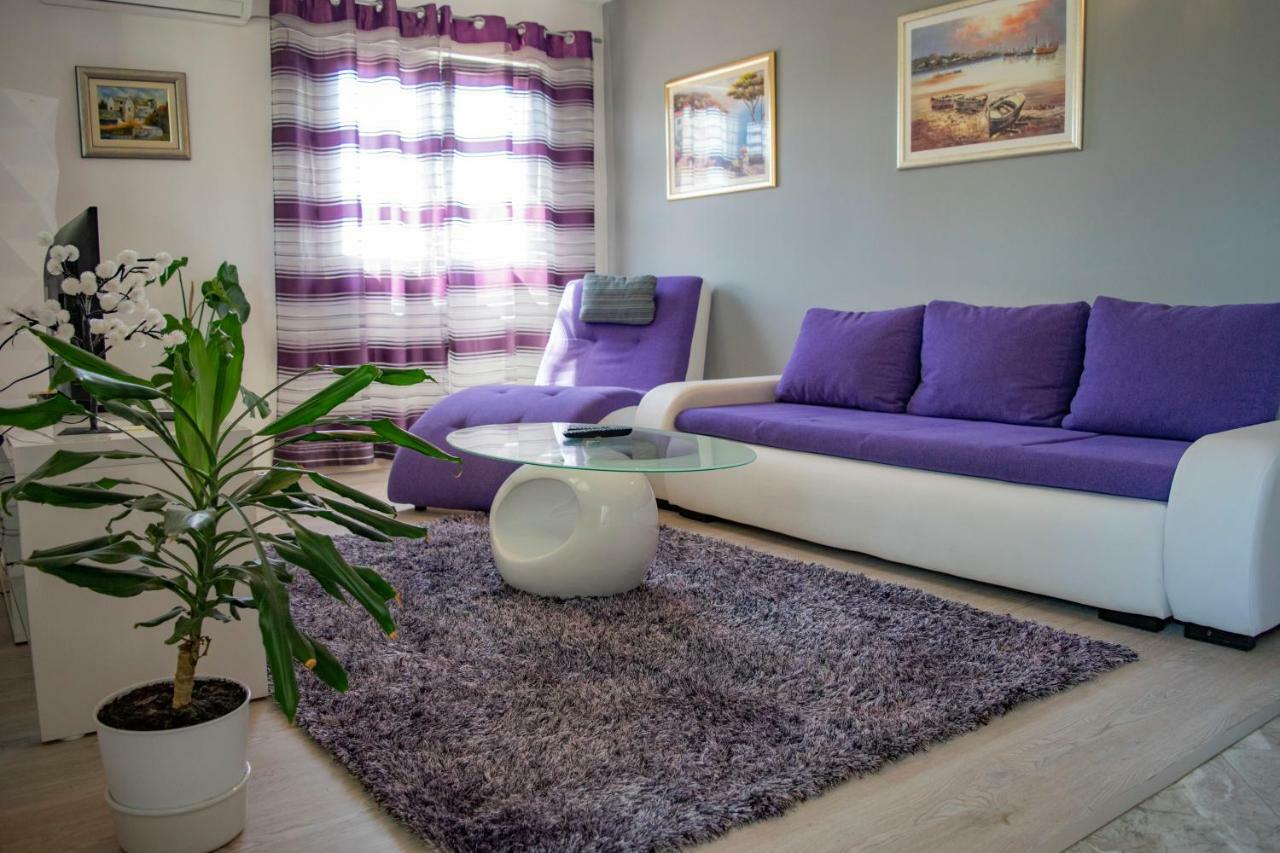 Apartments Solta Gornje Selo Екстер'єр фото